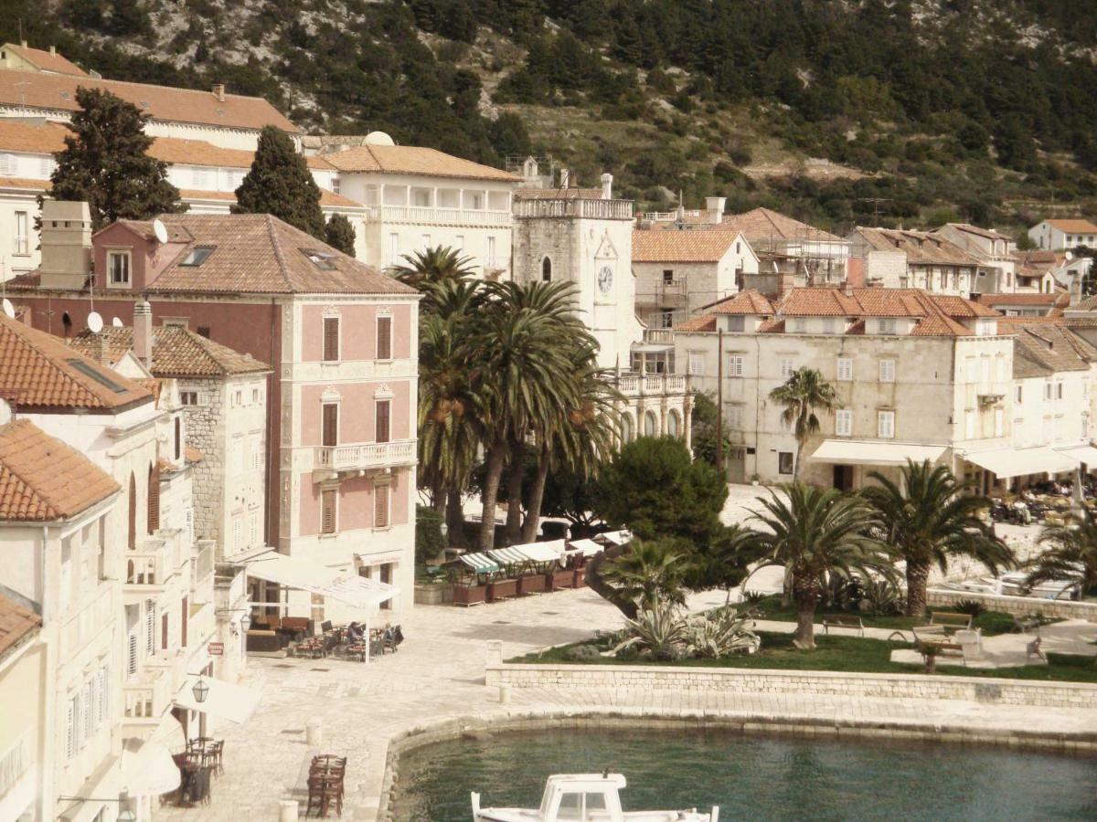 Hvar Attic Modern Design - Town Center With A Great View Χβαρ Εξωτερικό φωτογραφία